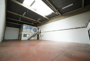 Location local d'activité Villeurbanne - Accès transports en commun
