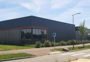 Location local commercial Colombelles rond-point accessible