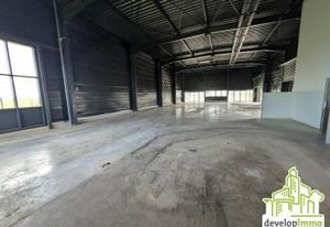 Location local commercial Colombelles rond-point accessible