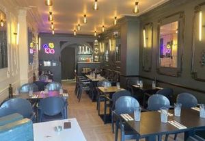 Location restaurant Paris 17e près métro Wagram
