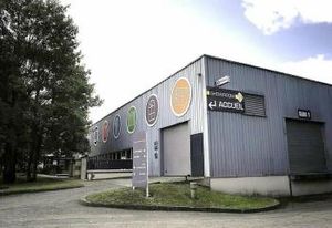 Location local d'activité Evreux - Show-room, bureaux et stockage