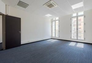 Location bureaux Marseille 1 Rue de la République proche tram et bus