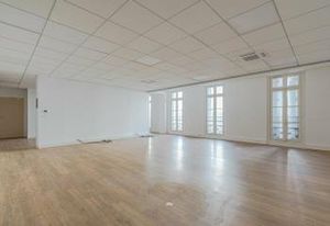 Location bureaux Rue de la République Marseille 1 - Métro T2, bus et TGV