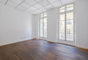 Location bureaux Marseille 1 - Rue de la République, proche transports