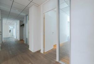 Location bureaux Marseille 1 - Rue de la République, proche transports