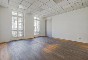 Location bureaux Marseille 1 - Rue de la République, proche transports