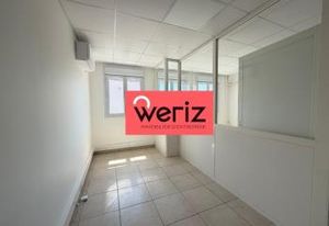 Bureaux à louer Meyreuil - Proximité A8 et commerces