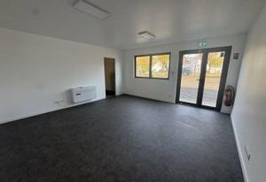 Location local d'activité Montlouis-sur-Loire - Proche A10