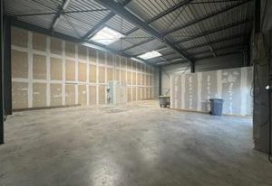 Location local d'activité Montlouis-sur-Loire - Proche A10