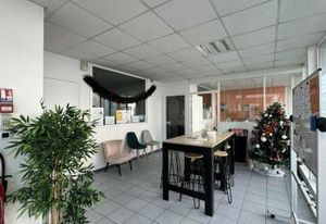 Vente bureaux Joué-lès-Tours - Tram A, bus et TER à proximité