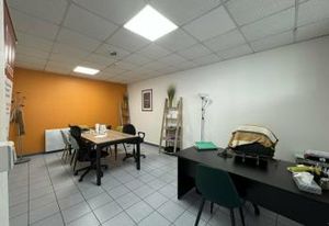 Vente bureaux Joué-lès-Tours - Tram A, bus et TER à proximité