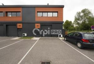 Local d'activité à vendre Vaulx-Milieu - Accès A43 à 3 min