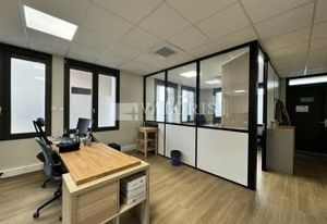 Location bureaux Villeurbanne - Proche métro, bus et futur tramway T6
