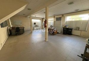 Location local commercial Épernay - Axe majeur RD951