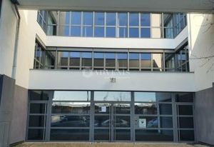 Location bureau - 142 m²