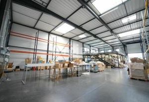 Location local d'activité Sathonay-Camp - Proche D48 et bus 33