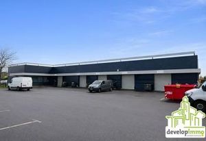 Local d'activité à vendre Ifs - Bureaux + atelier + 54 places