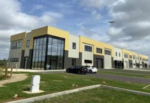 Locaux d'activité neufs à vendre Villebon-sur-Yvette - Parc sécurisé
