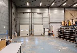 Local pro à vendre Notre-Dame-d'Oé - Proche A10 et A28
