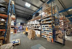 Location local d'activité Parcay-Meslay - Bureaux et entrepôts