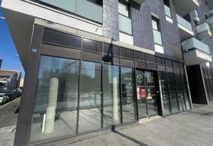 Location local commercial Le Havre centre-ville - Angle pied d'immeuble