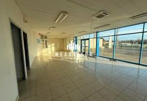Location ensemble commercial Montlouis-sur-Loire - Proche axes routiers
