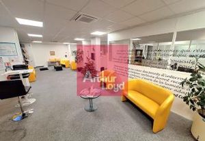 Location bureaux Clermont-Ferrand ZI Brézet - accès PMR