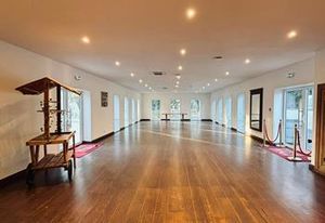 Coworking prestige Montussan - Chateau La Moune - Sortie N89