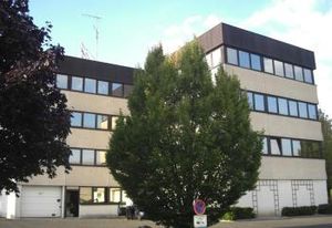 Location bureaux Saint-Avertin - Proche bus et parking