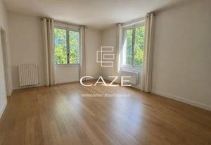 Location bureaux Bordeaux Quinconces - Tramway et parking inclus