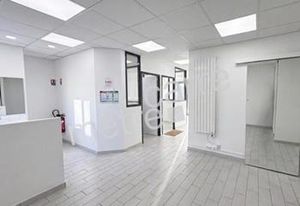Location local commercial Saint-Herblain - Proche centre