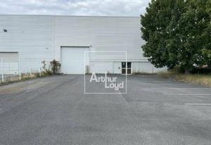 Entrepôt avec bureaux à louer Morangis - Proche A6