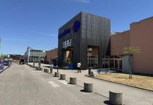 Location local commercial Perrigny-lès-Dijon - Centre Carrefour