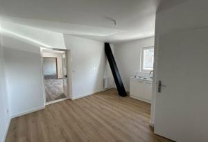 Location bureau Plerguer - Local rénové et lumineux