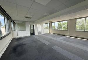 Location local d'activité Gennevilliers - Proche A86 et RER C