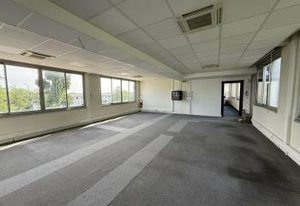 Location local d'activité Gennevilliers - Proche A86 et RER C
