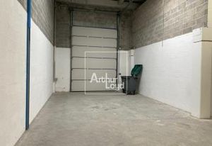 Location entrepôt Moissy-Cramayel - Accès RER D et A5