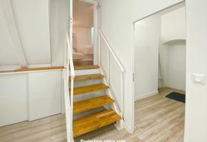 Location boutique d'angle Paris 8 près M° Saint-Augustin