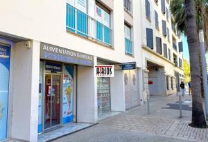 Local commercial à vendre Hyères centre-ville - Rue passante