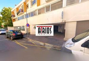 Vente local commercial Hyères centre-ville - 12 places PMR