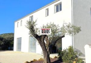 Location local d'activité neuf Solliès-Pont - 178 m²