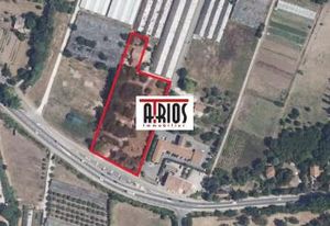 Location terrain industriel La Crau - axe passant