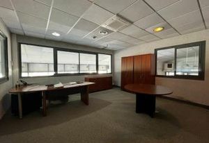 Location local commercial Persan - RDC + Mezzanine