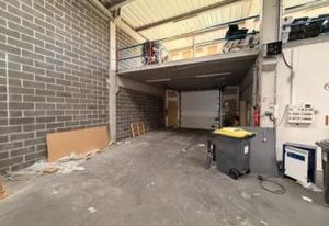 Location local d'activité Wasquehal - Mezzanine aménageable