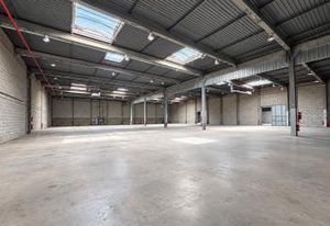 Location entrepôt ICPE Haravilliers - Accès direct A15