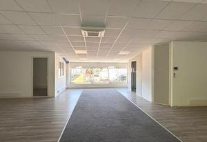Location bureaux Muret - Proche A64 et lignes de bus 117-301