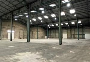 Location entrepôt Sandouville - Hauteur 10 m - Quais équipés