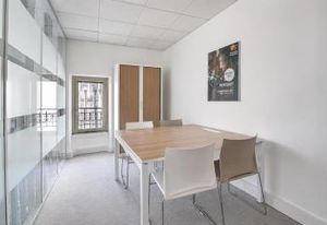 Bureaux à louer Paris 9 - Proche Notre-Dame-de-Lorette et Gare Saint-Lazare