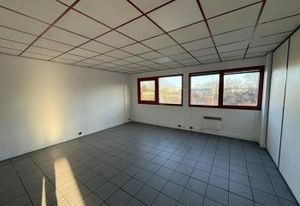 Location local d'activité Le Blanc-Mesnil - Proche A3/A1
