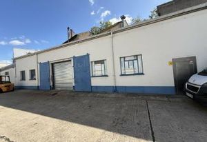 Location local d'activité La Courneuve - Proche A86 & N2